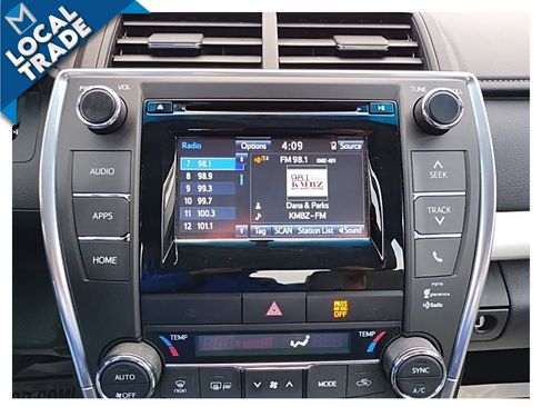 Used 2015 Toyota Camry XSE image 35