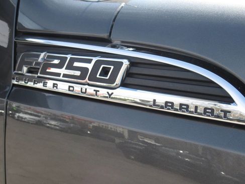 Used 2015 Ford F250 Lariat w/ Lariat Ultimate Package image 6