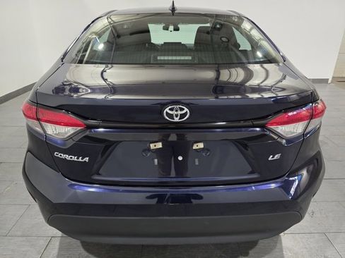 Used 2023 Toyota Corolla LE image 4