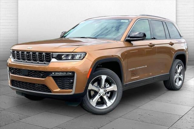 New 2026 Jeep Grand Cherokee Limited w/ Luxury Tech Group II AWD/4WD image 16