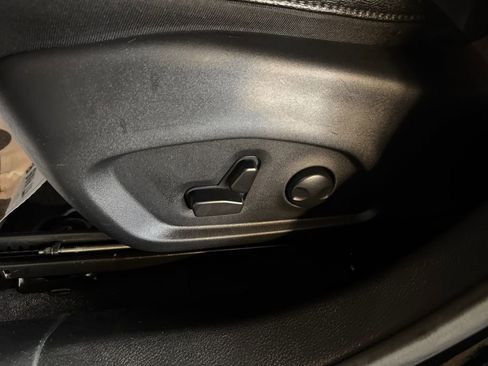 Used 2024 Jeep Compass Limited image 13