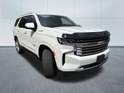 Used 2024 Chevrolet Tahoe High Country AWD/4WD image 11