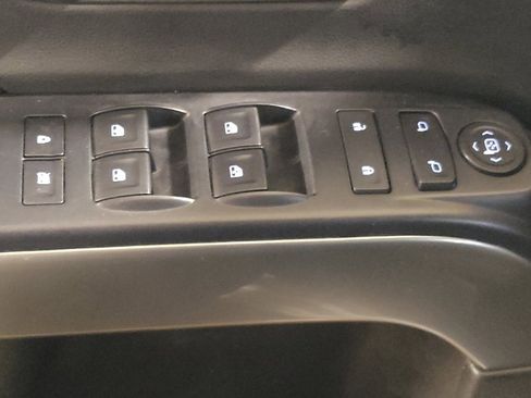 Used 2017 Chevrolet Silverado 1500 LT RWD image 27