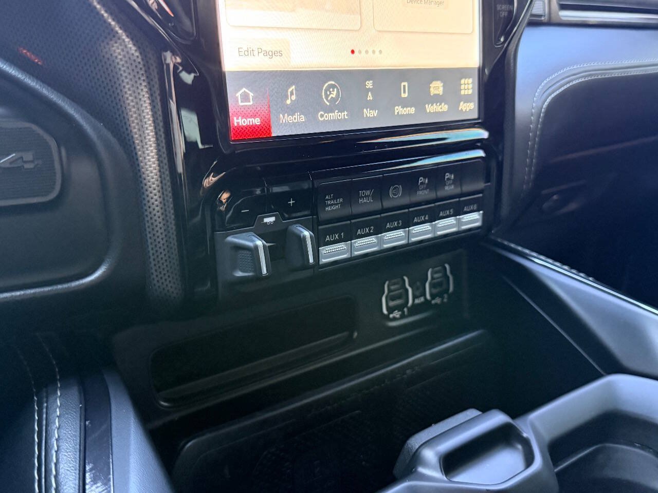Used 2022 RAM 3500 Limited AWD/4WD image 33