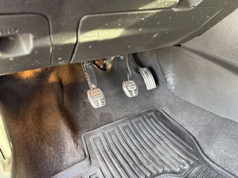 Used 2017 Ford Focus ST image 20