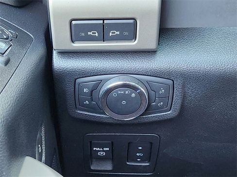 Used 2019 Ford F150 Lariat w/ Equipment Group 502A Luxury image 17