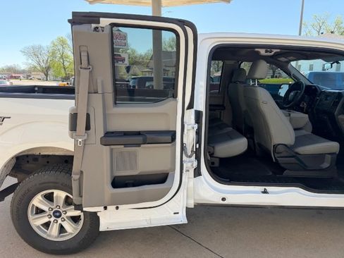 Used 2018 Ford F150 XL w/ Equipment Group 101A Mid AWD/4WD image 19