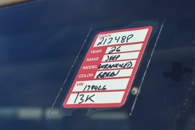 Used 2026 Jeep Wrangler Unlimited Rubicon AWD/4WD image 38