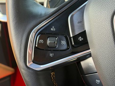 Used 2024 Chevrolet Corvette Stingray Preferred Cpe RWD image 12