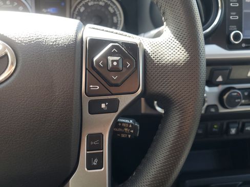 Used 2023 Toyota Tacoma SR5 AWD/4WD image 21