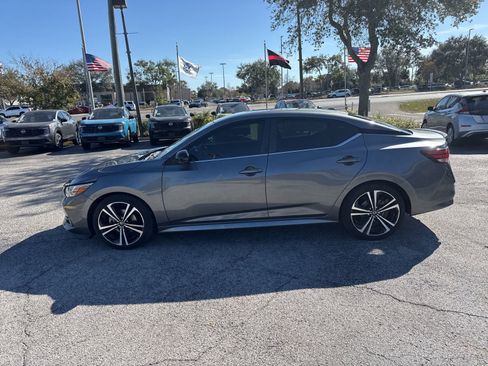 Certified 2021 Nissan Sentra SR image 9