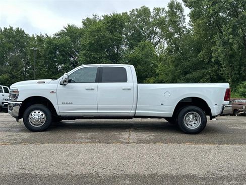New 2026 RAM 3500 Laramie image 5
