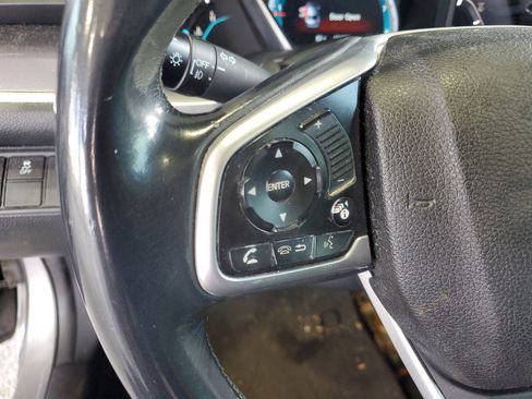 Used 2016 Honda Civic Touring image 22