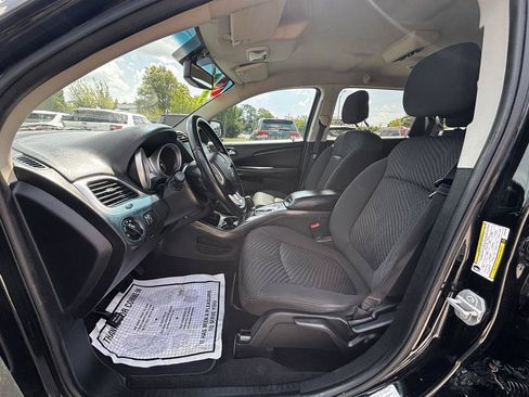 Used 2016 Dodge Journey SE w/ Flexible Seating Group FWD image 15
