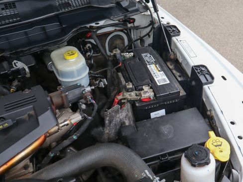 Used 2018 RAM 3500 Tradesman w/ Chrome Appearance Group image 11