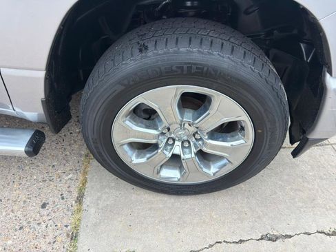 Used 2019 RAM 1500 Big Horn image 24