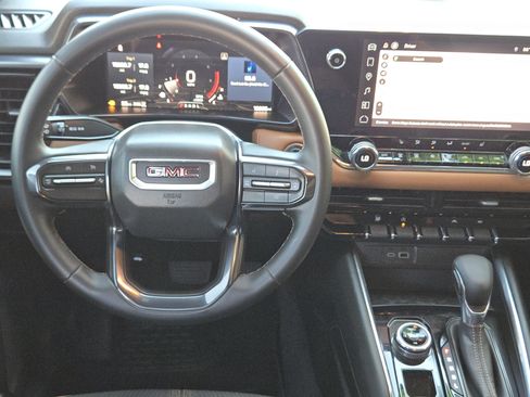 Used 2024 GMC Canyon AT4 w/ Canyon Safety Plus Package image 25