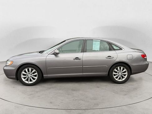 Used 2008 Hyundai Azera Limited image 2