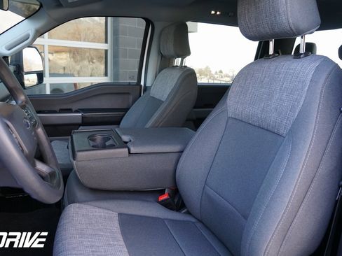 Used 2024 Ford F250 XLT w/ FX4 Off-Road Package image 21