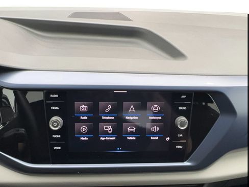Used 2022 Volkswagen Taos SE w/ Driver Assistance Package FWD image 45