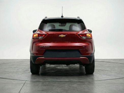 Used 2025 Chevrolet TrailBlazer LT FWD image 7