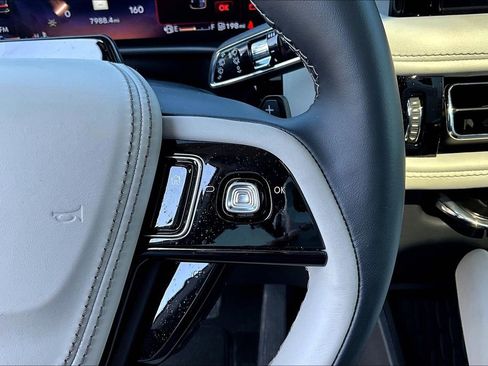 Used 2025 Lincoln Aviator Reserve w/ Illumination Package image 19