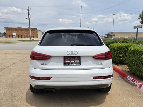 Used 2017 Audi Q3 2.0T Premium Plus AWD/4WD image 4