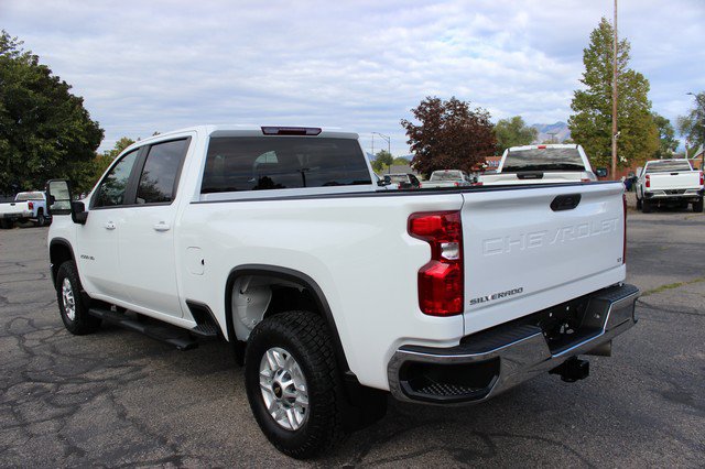 Used 2024 Chevrolet Silverado 2500 LT w/ Convenience Package AWD/4WD image 6