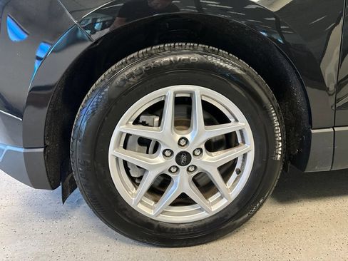 Used 2024 Ford Edge SEL AWD/4WD image 17
