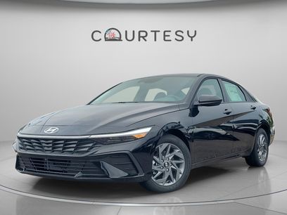 New 2025 Hyundai Elantra Blue