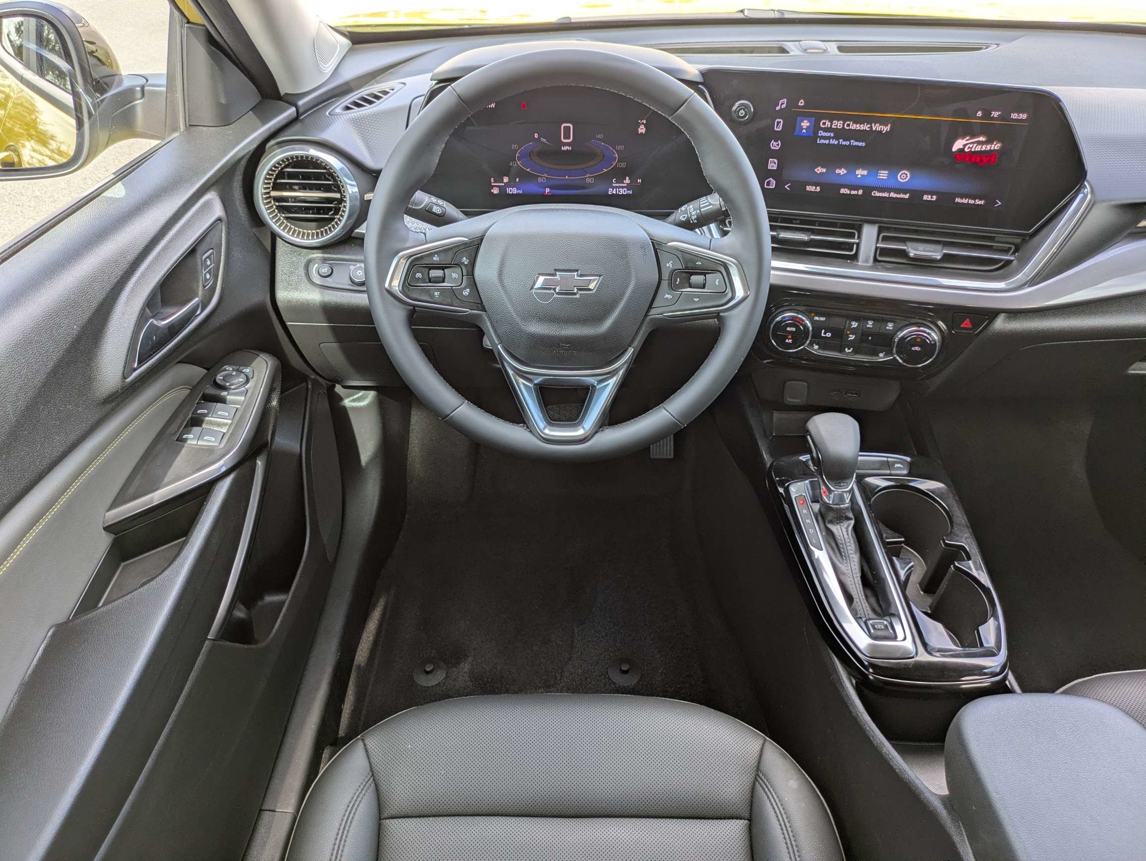 Used 2025 Chevrolet Trax ACTIV w/ Driver Confidence Package FWD image 16