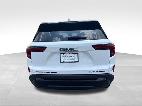 New 2027 GMC Terrain Elevation w/ Elevation Premium Package AWD/4WD image 4