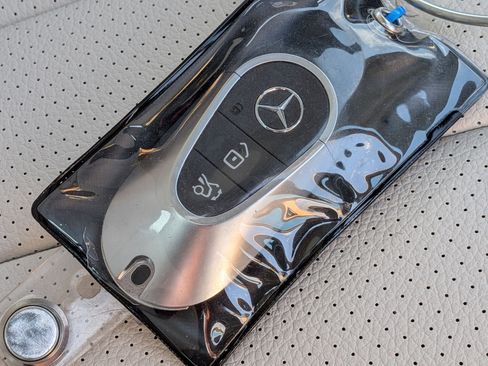 New 2026 Mercedes-Benz E 350 4MATIC Sedan image 36