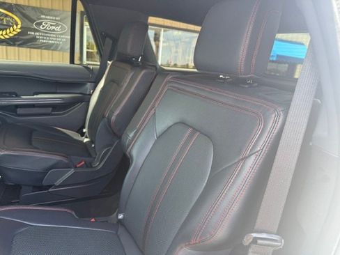 Used 2023 Ford Expedition Limited RWD image 8