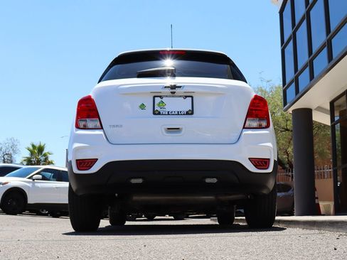 Used 2020 Chevrolet Trax LS FWD image 12