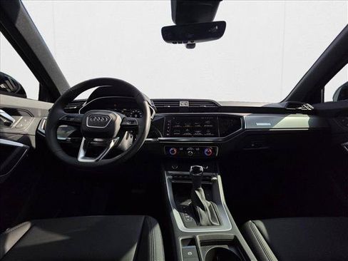 New 2025 Audi Q3 2.0T Premium w/ Convenience Package AWD/4WD image 19