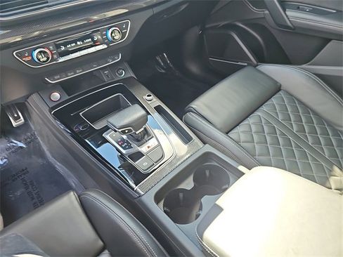 Used 2023 Audi SQ5 Premium Plus w/ Premium Plus Package image 21