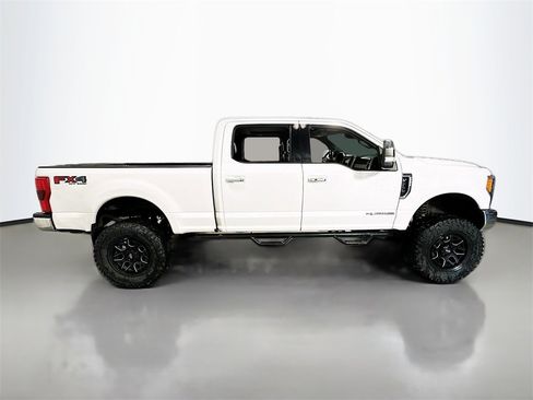Used 2019 Ford F250 Lariat w/ Lariat Ultimate Package image 9