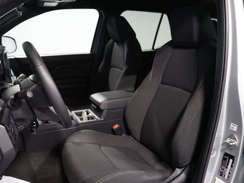 Certified 2025 Toyota 4Runner SR5 image 28