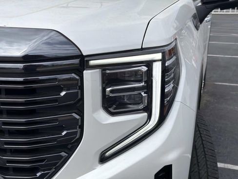 Used 2023 GMC Sierra 1500 Denali Ultimate AWD/4WD image 8