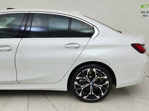 Used 2025 BMW 330i Sedan RWD image 10
