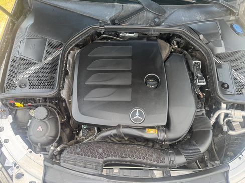 Used 2021 Mercedes-Benz C 300 Sedan image 30