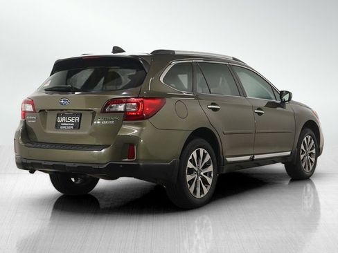 Used 2017 Subaru Outback 2.5i Touring w/ Popular Package #5A image 5