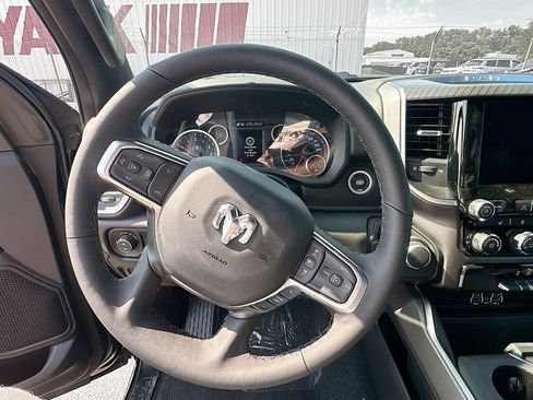 New 2026 RAM 1500 Big Horn AWD/4WD image 15