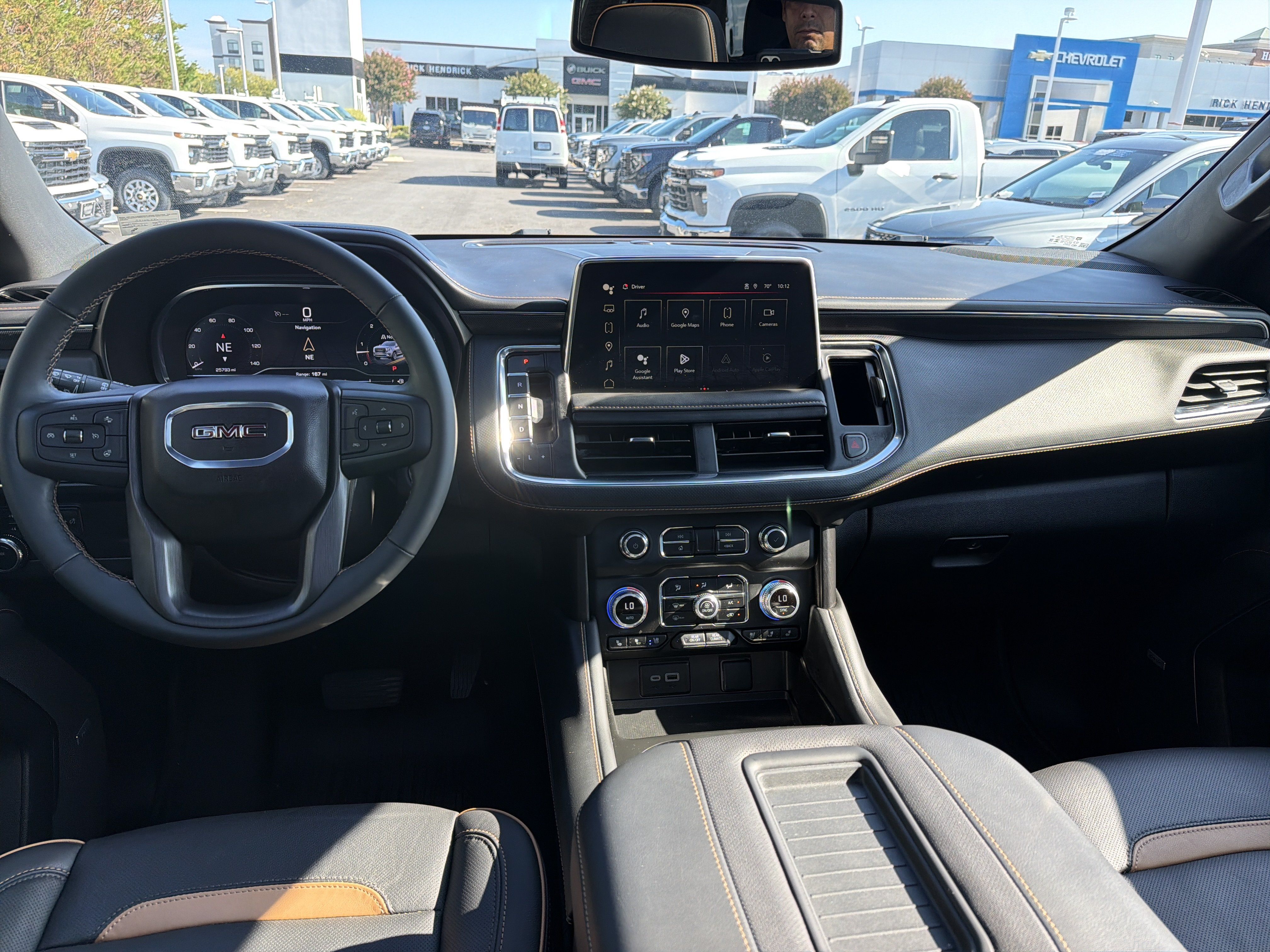 Used 2024 GMC Yukon AT4 AWD/4WD image 30