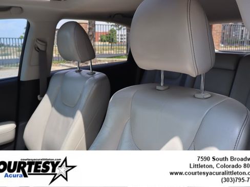Used 2013 Lexus RX 450h AWD w/ Navigation Pkg image 22