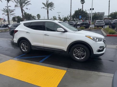 Used 2017 Hyundai Santa Fe Sport image 22