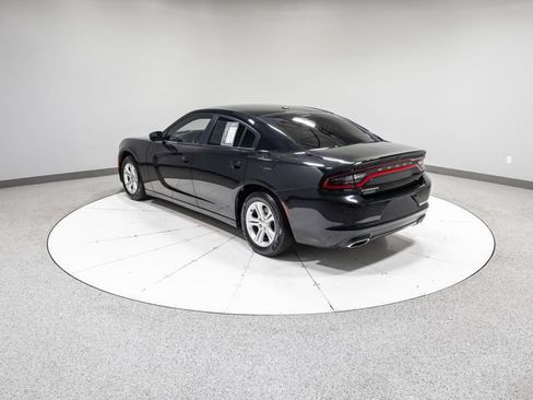 Used 2019 Dodge Charger SXT RWD image 30