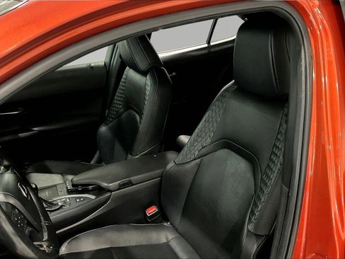 Used 2019 Lexus UX 250h w/ Premium Package AWD/4WD image 19