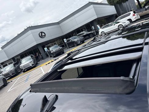 Used 2021 Lincoln Navigator Reserve w/ Luxury Package AWD/4WD image 10